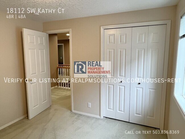 Building Photo - 18112 SW Kathy Ct