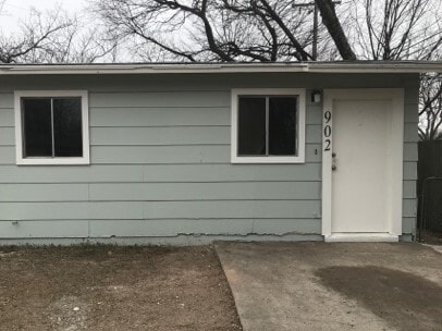 902-904 JR Court - 902-904  JR Court