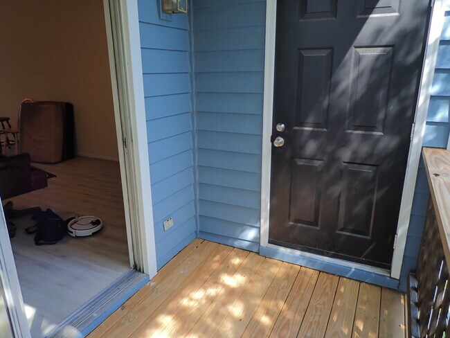 Additional exterior storage, included in unit. - 4210 Wilshire Blvd