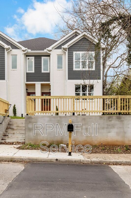 Building Photo - 2109 14th Ave N