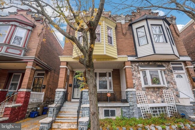 Building Photo - 530 N 58th St