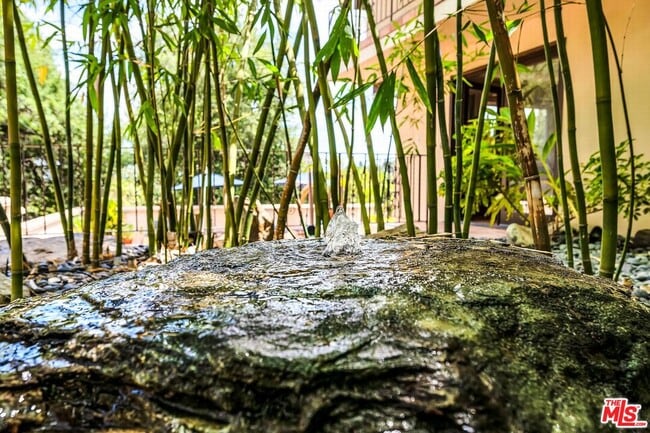 Building Photo - 4557 Saltillo St