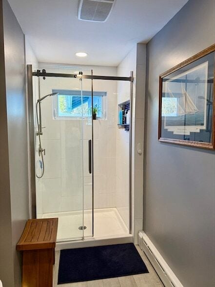 Building Photo - 12 Holiday Dr