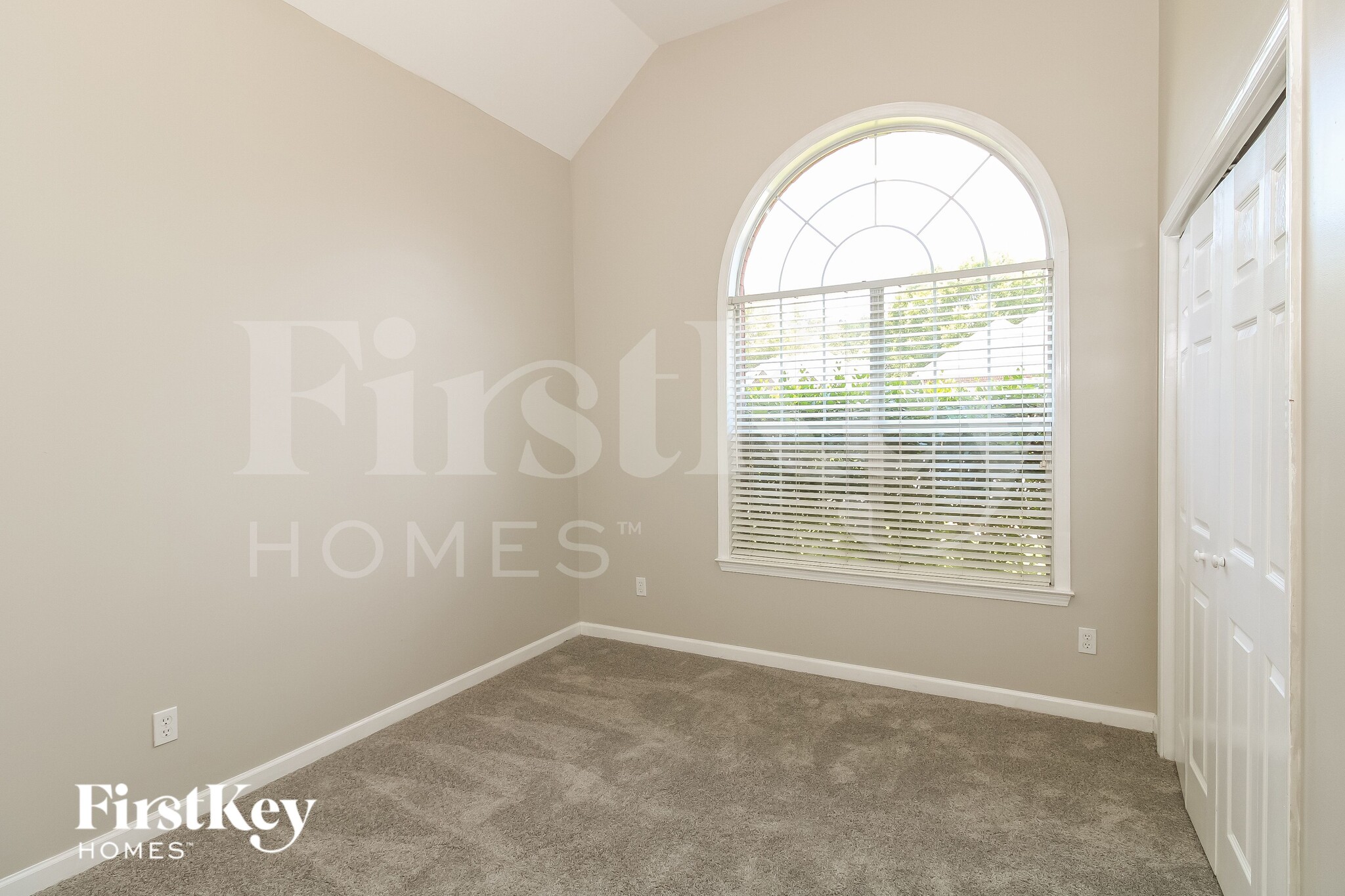 Building Photo - 640 Old Cahaba Dr