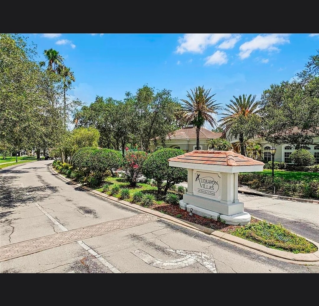 Building Photo - 13929 Fairway Island Dr