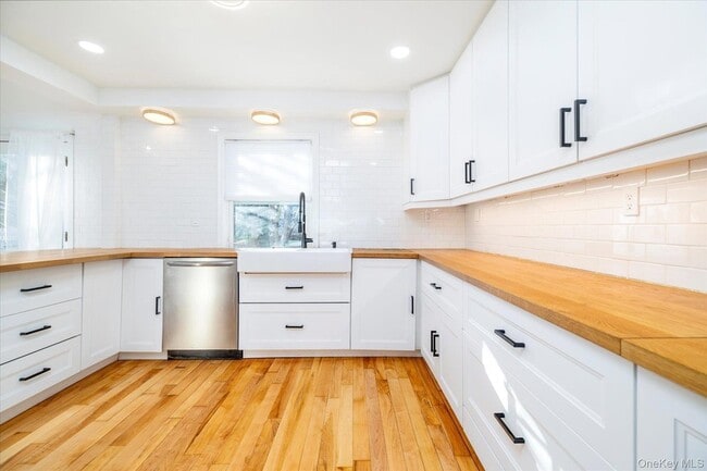 Building Photo - 5 Prospect St