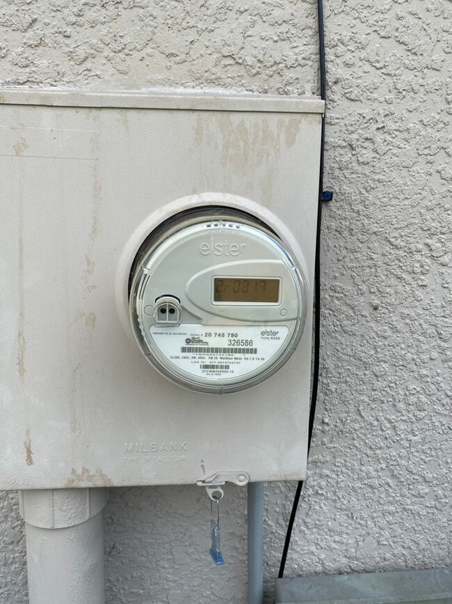 Building Photo - Oak Hill Plantation - 4/2/2 **Won't Last**