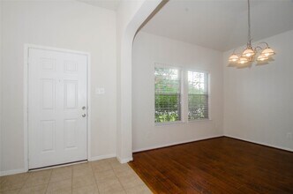 Building Photo - 18314 Fairwood Meadow Ct