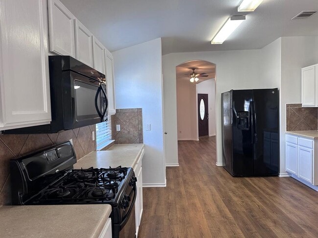 Building Photo - 12720 Waynespur Ln