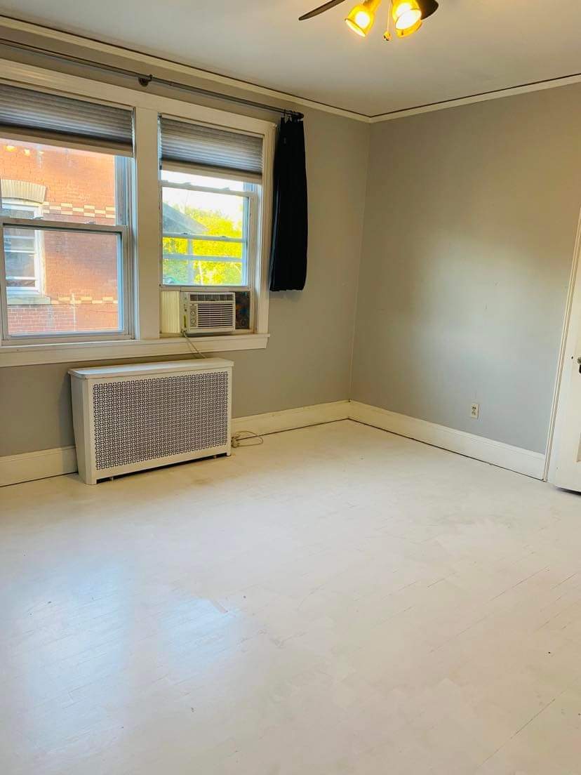 Building Photo - 620 High St