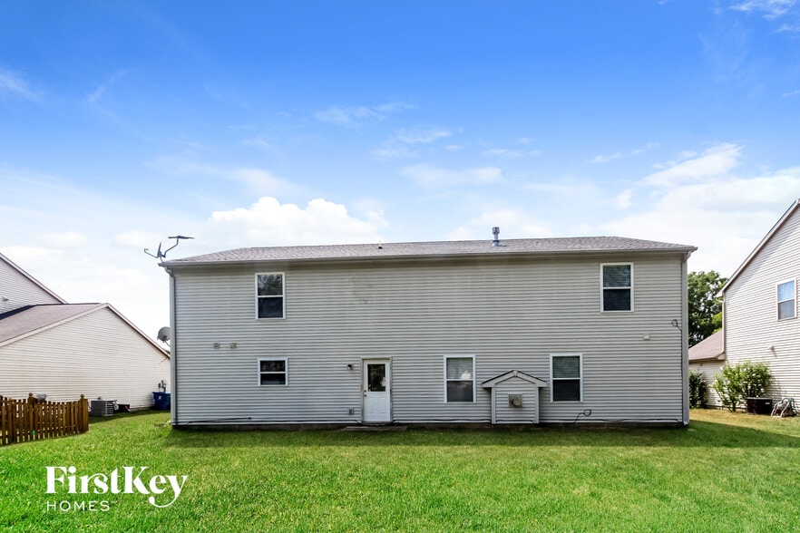 Building Photo - 1833 Breman Ln