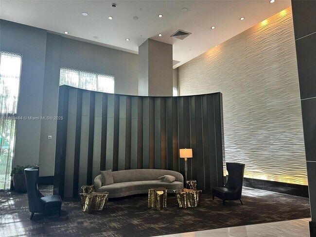 Building Photo - 951 Brickell Ave