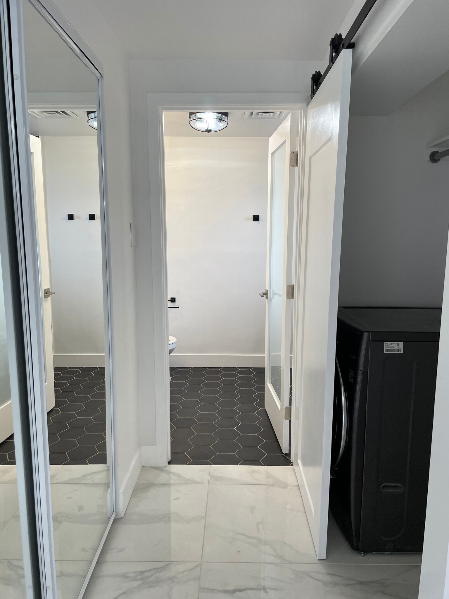 Two closers with in-unit washer/dryer - 6125 E Indian School Rd