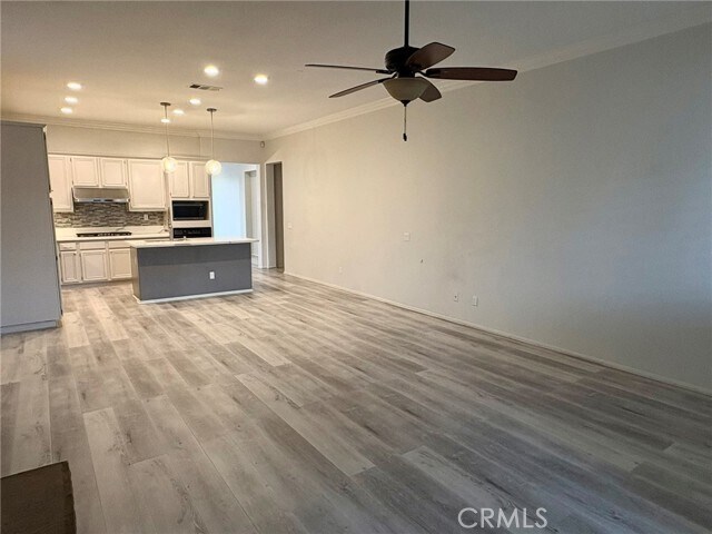 Building Photo - 12169 Wembley Ct