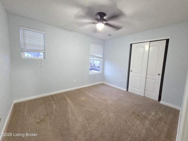 Building Photo - 272 St Regis Dr