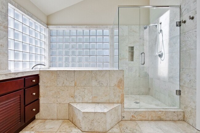 Building Photo - Gorgeous Willow Glen Two Story Home Availa...
