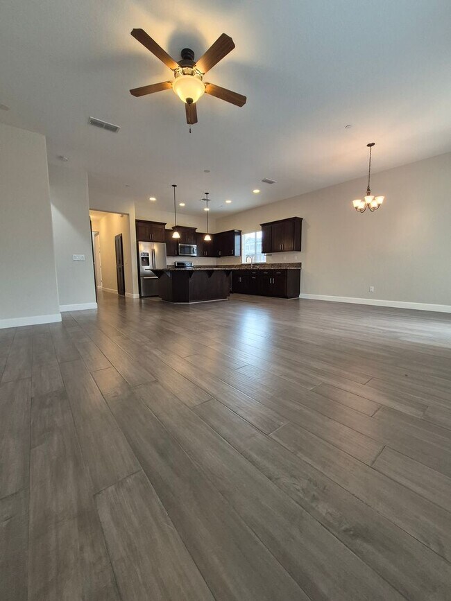 Building Photo - Now Leasing!! Gorgeous 3bd/2ba Single Story Home In Rocklin!