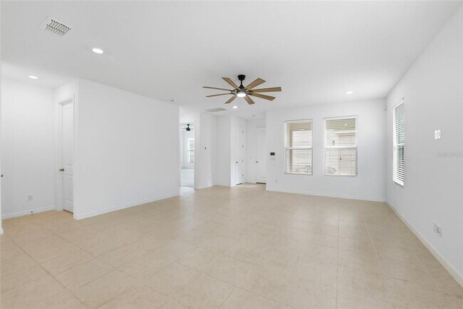 Building Photo - 6550 Barnstorm Wy