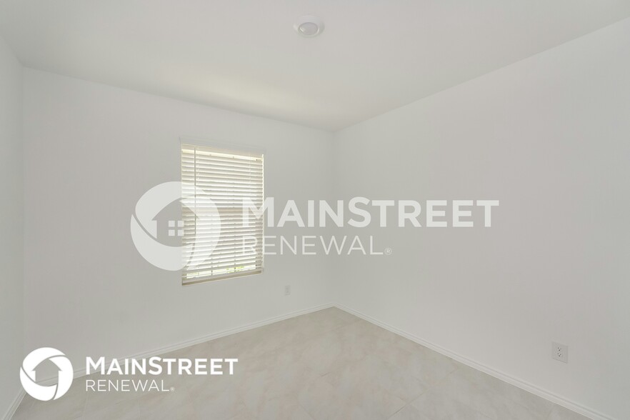 Building Photo - 8432 Fawn Creek Dr
