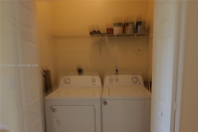 Building Photo - 8220 SW 25th Ct