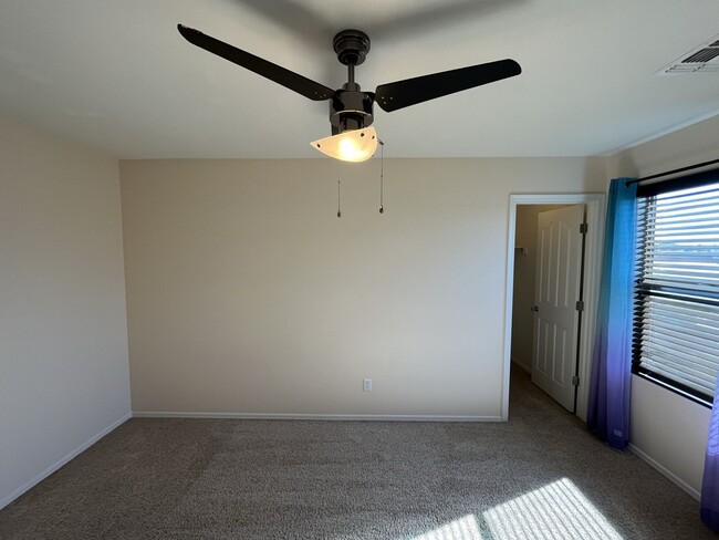 Building Photo - 4 Bedroom + Den Home in the Cameron Ranch ...