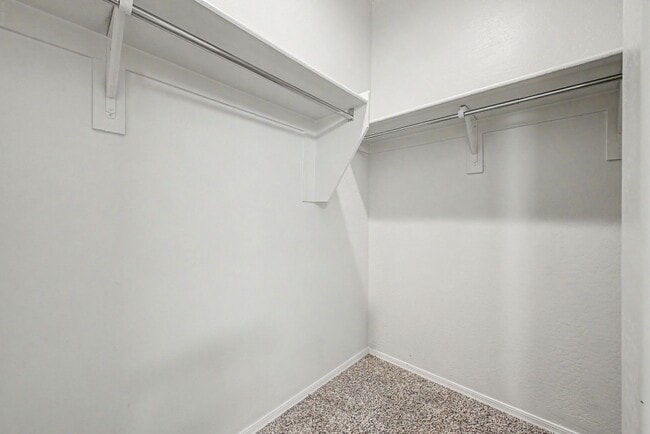 Building Photo - 24542 W Raymond St