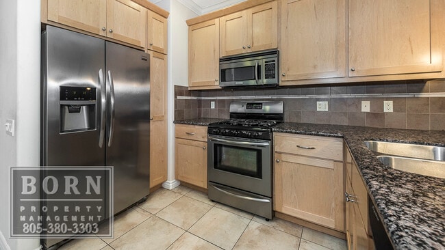 Building Photo - 2729 Los Robles Rd