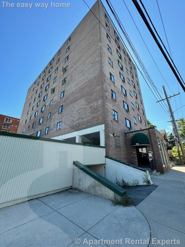 Building Photo - 94 Beacon St