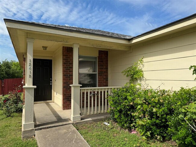 Building Photo - 12415 Jamie Dr