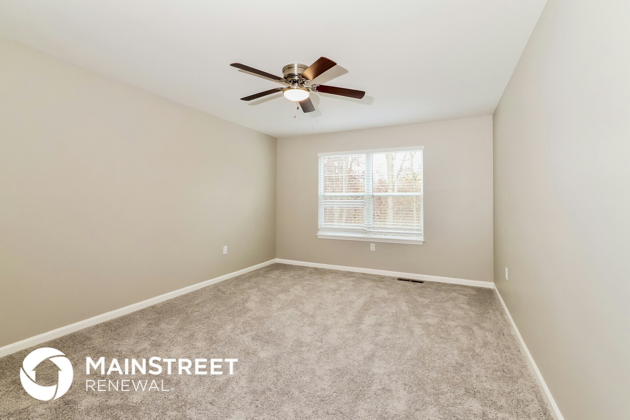 Building Photo - 2099 Paddle Wheel Dr