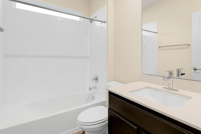 Building Photo - 3013 Louris Ln