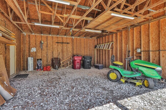 Building Photo - 20802 Pecan Bend Rd