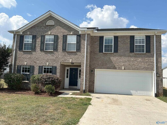 Primary Photo - 104 Preston Cir