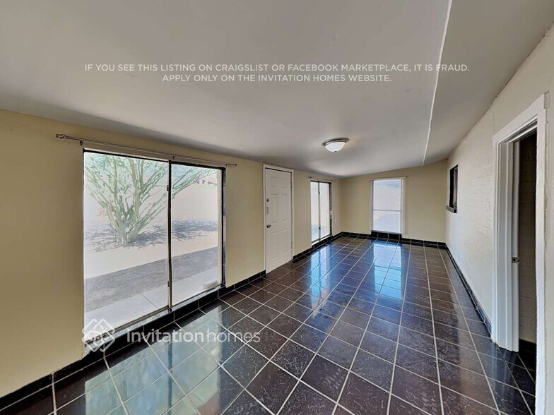 Building Photo - 6910 W Rancho Dr