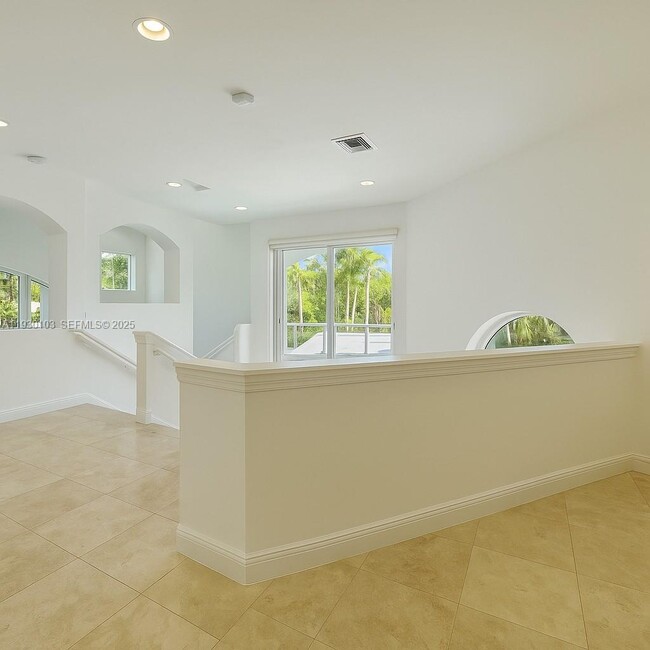 Building Photo - 1490 Cleveland Rd