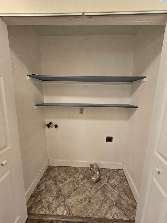 Building Photo - Completely Remodeled Condo; Very Private & Quiet