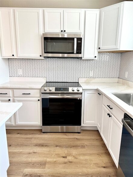 Building Photo - 110 Brooks Dr