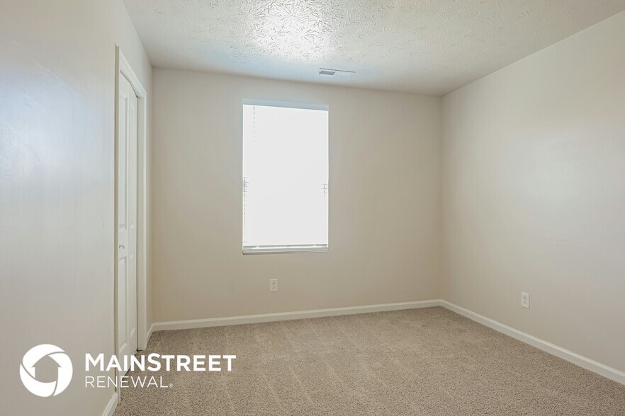 Building Photo - 13820 N Cardonia Dr