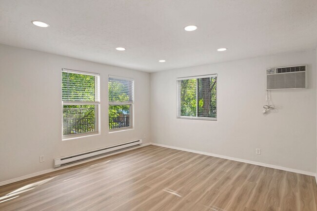 Building Photo - Exceptional Apartment Living in Boise’s North End