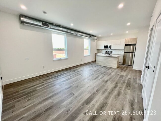 Building Photo - 1843 Hartranft St