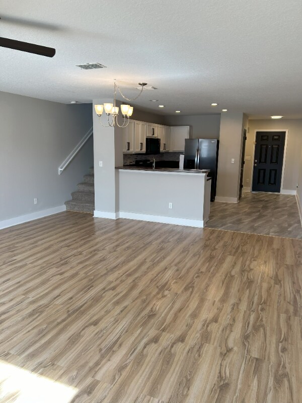 Building Photo - 217 Michelangelo Pl