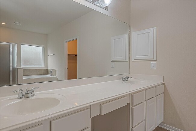 Building Photo - 3235 Quarry Place Lane
