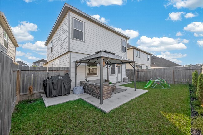 Building Photo - 23639 Buttress Root Dr