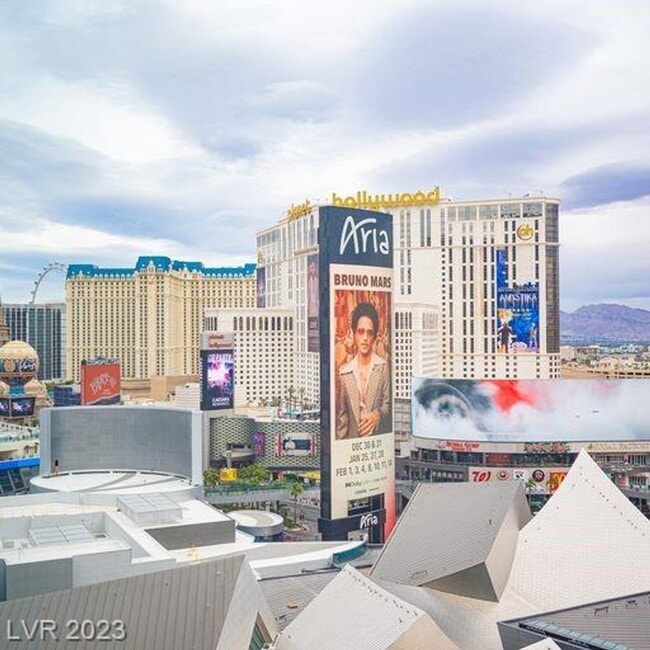 Building Photo - Beautiful Luxury High Rise Rental on Vegas Strip