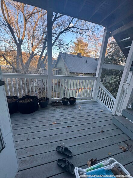 Building Photo - 3 Nira Ave