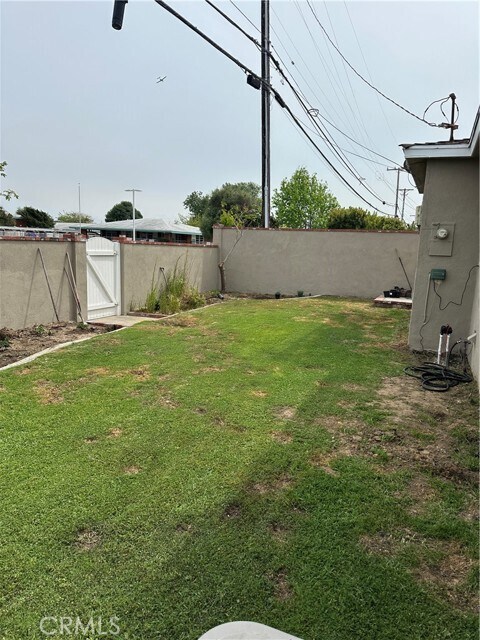 Building Photo - 22708 Ladeene Ave