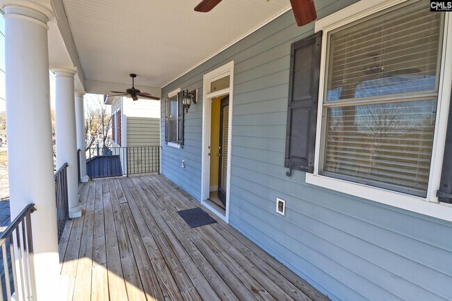 Building Photo - 1008 Woodrow St