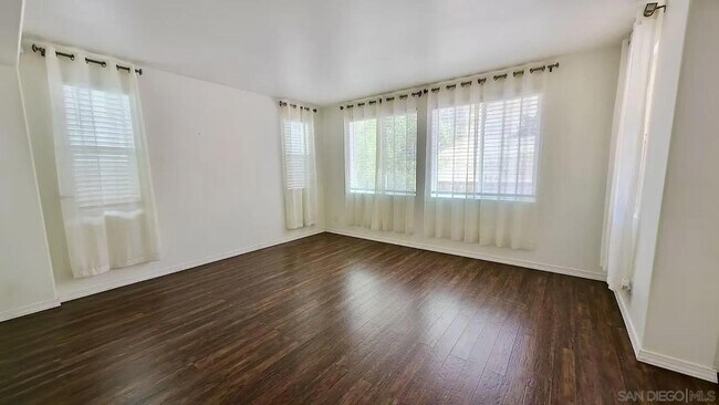 Building Photo - 1078 Augusta Cir