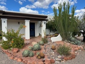 Building Photo - 100 N Lazy Fox Dr