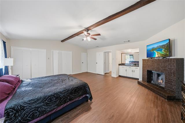 Building Photo - 922 Shady Creek Ln